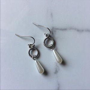 Pearl dangles